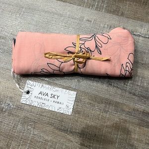 ❌SOLD❌NWT Ava Sky Fighting Eel Pareo - Guava Plumeria Lei